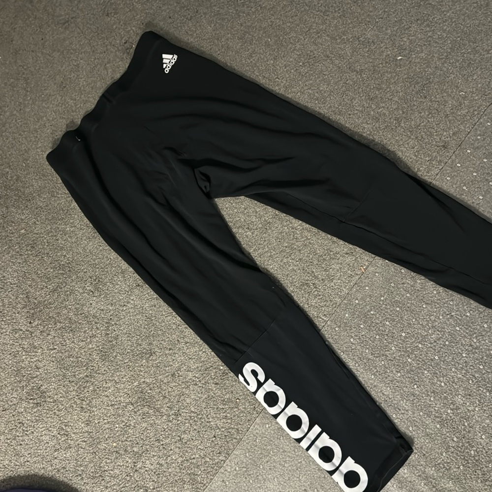 Adidas leggings